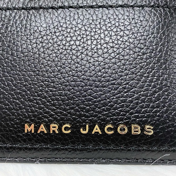 ✨👏🏻 MARC JACOBS The Groove Leather Zip Wallet - Picture 3 of 10